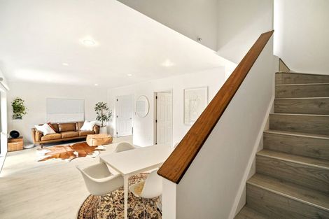 Photo of property in 3/52 Taharoto Road, Takapuna, Auckland, 0622