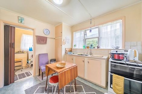 Photo of property in 63 Hay Street, Naenae, Lower Hutt, 5011