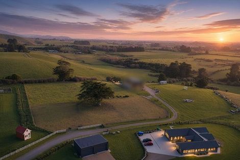 Photo of property in 383 Wallace Road, Koputaroa, 5571