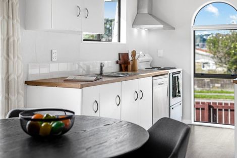 Photo of property in 51 Desert Gold Street, Ascot Park, Porirua, 5024
