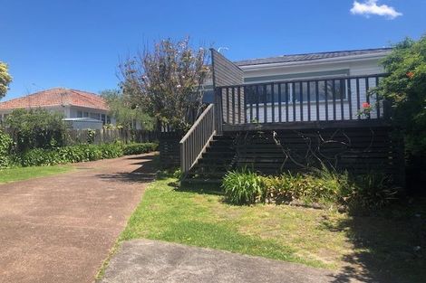 Photo of property in 101 Point Chevalier Road, Point Chevalier, Auckland, 1022