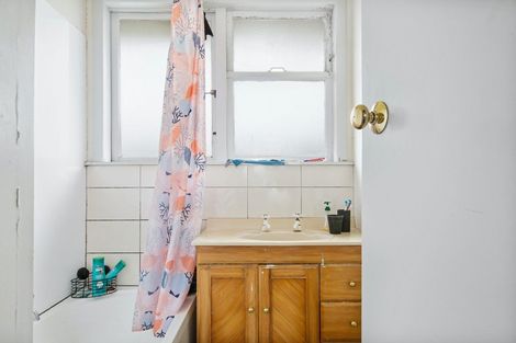 Photo of property in 39-41 Westmeath Street, Waitangirua, Porirua, 5024