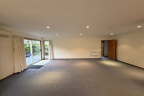 Photo of property in 42 Meadowstone Drive, Wanaka, 9305