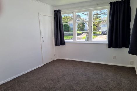 Photo of property in 64-66 Mungavin Avenue, Ranui, Porirua, 5024