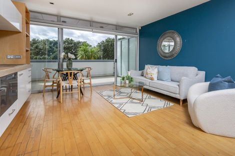Photo of property in Ocean Breeze Apts, 4107/87 Clyde Road, Browns Bay, Auckland, 0630