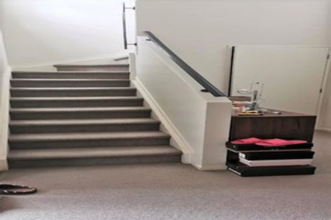 Photo of property in 4 Liscooly Place, Flat Bush, Auckland, 2019