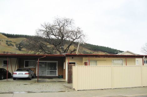 Photo of property in 2 Fache Street, Clyde, 9330