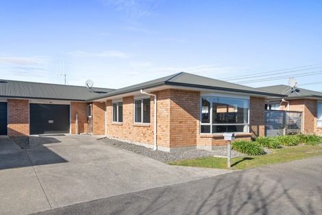 Photo of property in 44 Hokio Beach Road, Levin, 5510