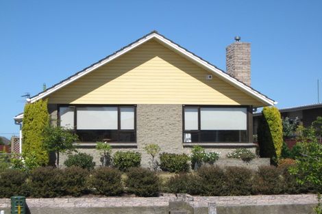 Photo of property in 78 Bickerton Street, Wainoni, Christchurch, 8061