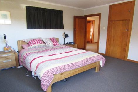 Photo of property in 3 Price Street, Waimate, 7924