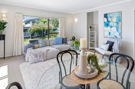 Photo of property in 1/19 Gulf Crest, Bucklands Beach, Auckland, 2012