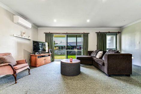 Photo of property in 1b Saxbys Road, Glenview, Hamilton, 3206