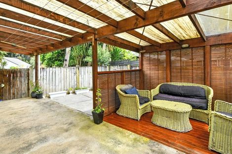 Photo of property in 2 Hillcrest Grove, Hillpark, Auckland, 2102