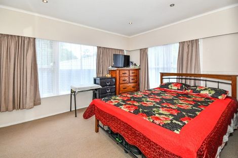 Photo of property in 2 Hillcrest Grove, Hillpark, Auckland, 2102