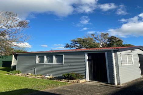 Photo of property in 95 Apollo Parade, Milson, Palmerston North, 4414