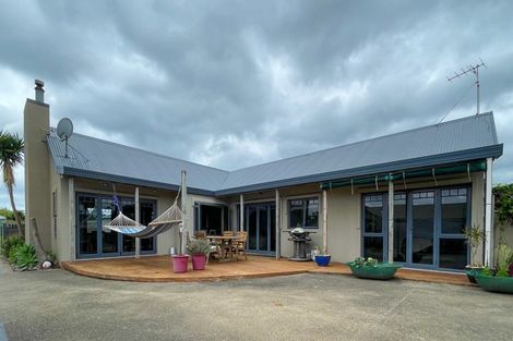 Photo of property in 15 Springbok Avenue, Whitianga, 3510
