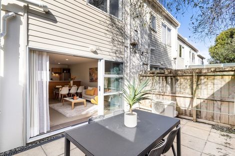 Photo of property in 20/218 Captain Springs Road, Onehunga, Auckland, 1061