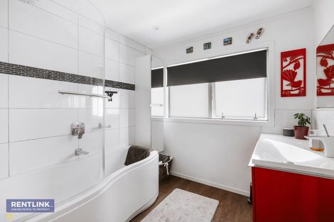 Photo of property in 1247 Papamoa Beach Road, Papamoa Beach, Papamoa, 3118