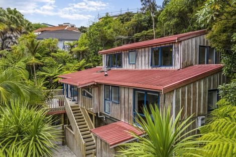 Photo of property in 98 Hadfield Street, Beach Haven, Auckland, 0626