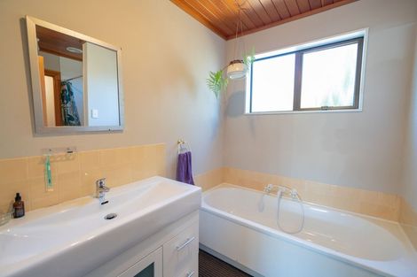 Photo of property in 39 Home Street, Manapouri, 9679