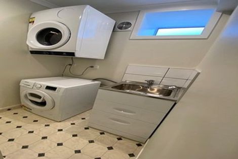 Photo of property in 125 Forfar Street, Clyde Hill, Dunedin, 9011