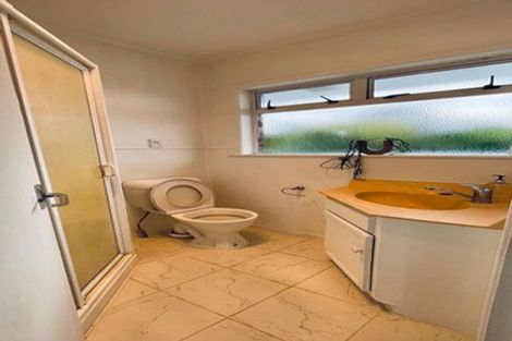 Photo of property in 78 Divich Avenue, Te Atatu South, Auckland, 0610