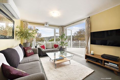 Photo of property in 14 Milne Terrace, Island Bay, Wellington, 6023