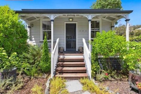 Photo of property in 15 Pomare Road, Russell, 0202