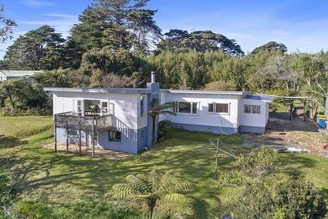 Photo of property in 305 Forest Hill Road, Waiatarua, Auckland, 0612