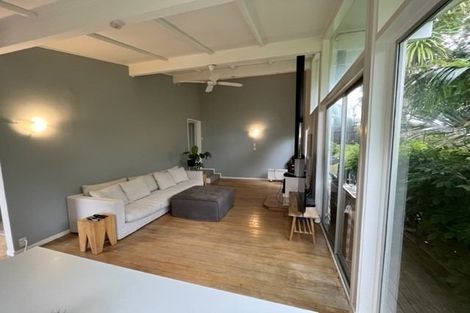 Photo of property in 1/15 Rodney Road, Northcote Point, Auckland, 0627