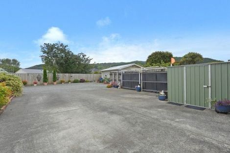 Photo of property in 100 Mcleod Street, Elderslea, Upper Hutt, 5018