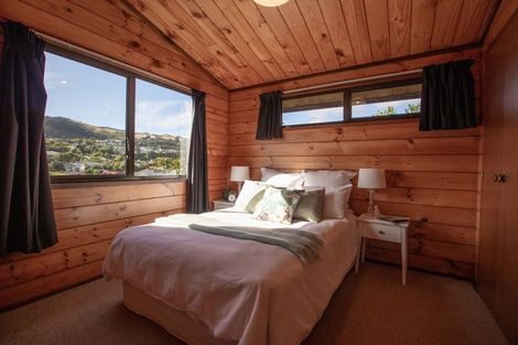 Photo of property in 31a Ranui Terrace, Tawa, Wellington, 5028