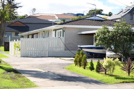 Photo of property in 3/41 Abercrombie Street, Howick, Auckland, 2014