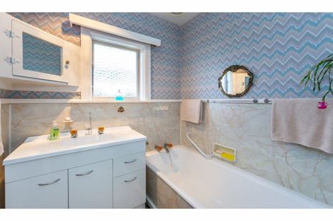 Photo of property in 13 Cradock Street, South New Brighton, Christchurch, 8062