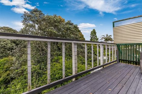 Photo of property in 50 Bays Road, Orere Point, Papakura, 2585