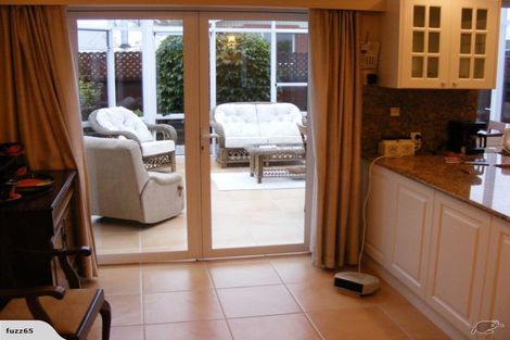 Photo of property in 2/292 Avonhead Road, Avonhead, Christchurch, 8042