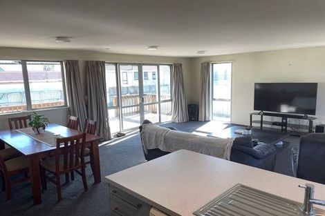 Photo of property in 17a Kaplan Avenue, Islington, Christchurch, 8042