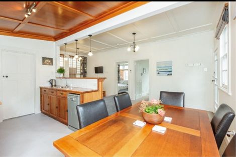 Photo of property in 34 Shakespeare Road, Bluff Hill, Napier, 4110