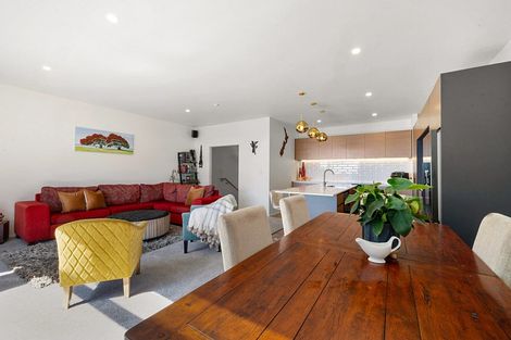 Photo of property in 250b Courtenay Street, Strandon, New Plymouth, 4312