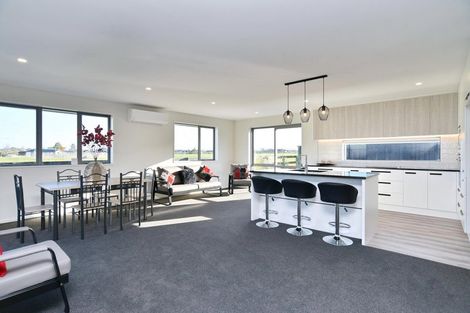 Photo of property in 36 Plover Avenue, Amberley, 7410