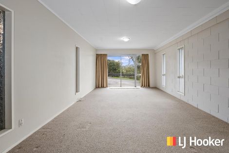 Photo of property in 2 Haratua Place, Springfield, Rotorua, 3015