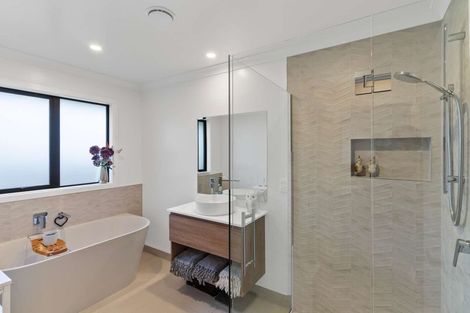 Photo of property in 8 Mcquillan Avenue, Woodend, 7610