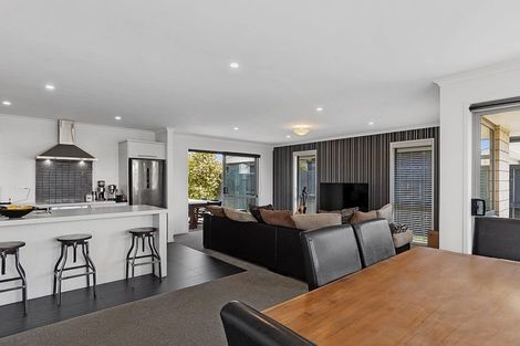 Photo of property in 122 The Boulevard, Papamoa Beach, Papamoa, 3118