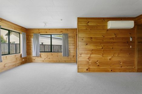 Photo of property in 4 Yasmin Lane, Kinloch, Taupo, 3377