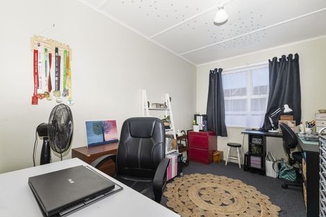 Photo of property in 27 Bidois Road, Fairy Springs, Rotorua, 3015