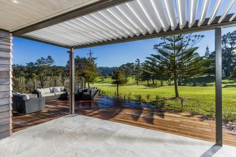 Photo of property in 18 Lucas Creek Way, Albany, Auckland, 0632