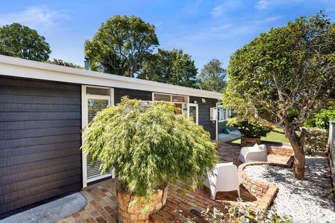 Photo of property in 4 Gladys Avenue, Glenfield, Auckland, 0629