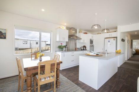 Photo of property in 11 Northcoast Place, Mangawhai Heads, Mangawhai, 0505