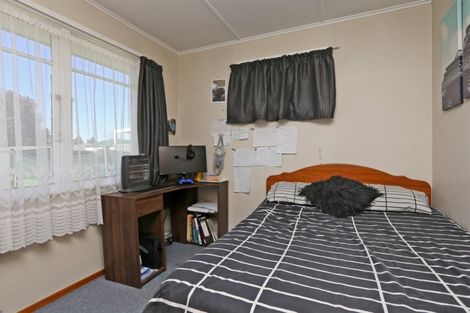 Photo of property in 112 Warwick Road, Mayfair, Hastings, 4122