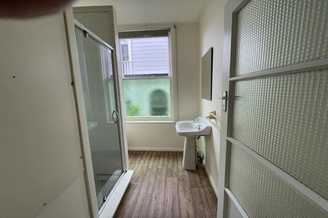 Photo of property in 1/14 Clifton Terrace, Kelburn, Wellington, 6012